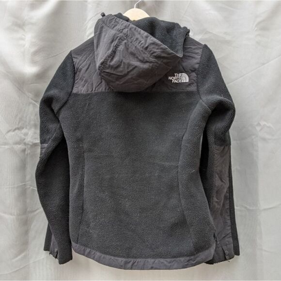 Hooded North Face fleece jacket - Picture 10 of 15